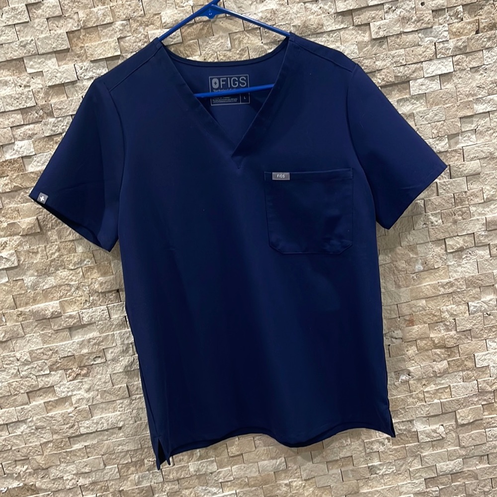 Figs Navy Catarina -one pocket scrub top